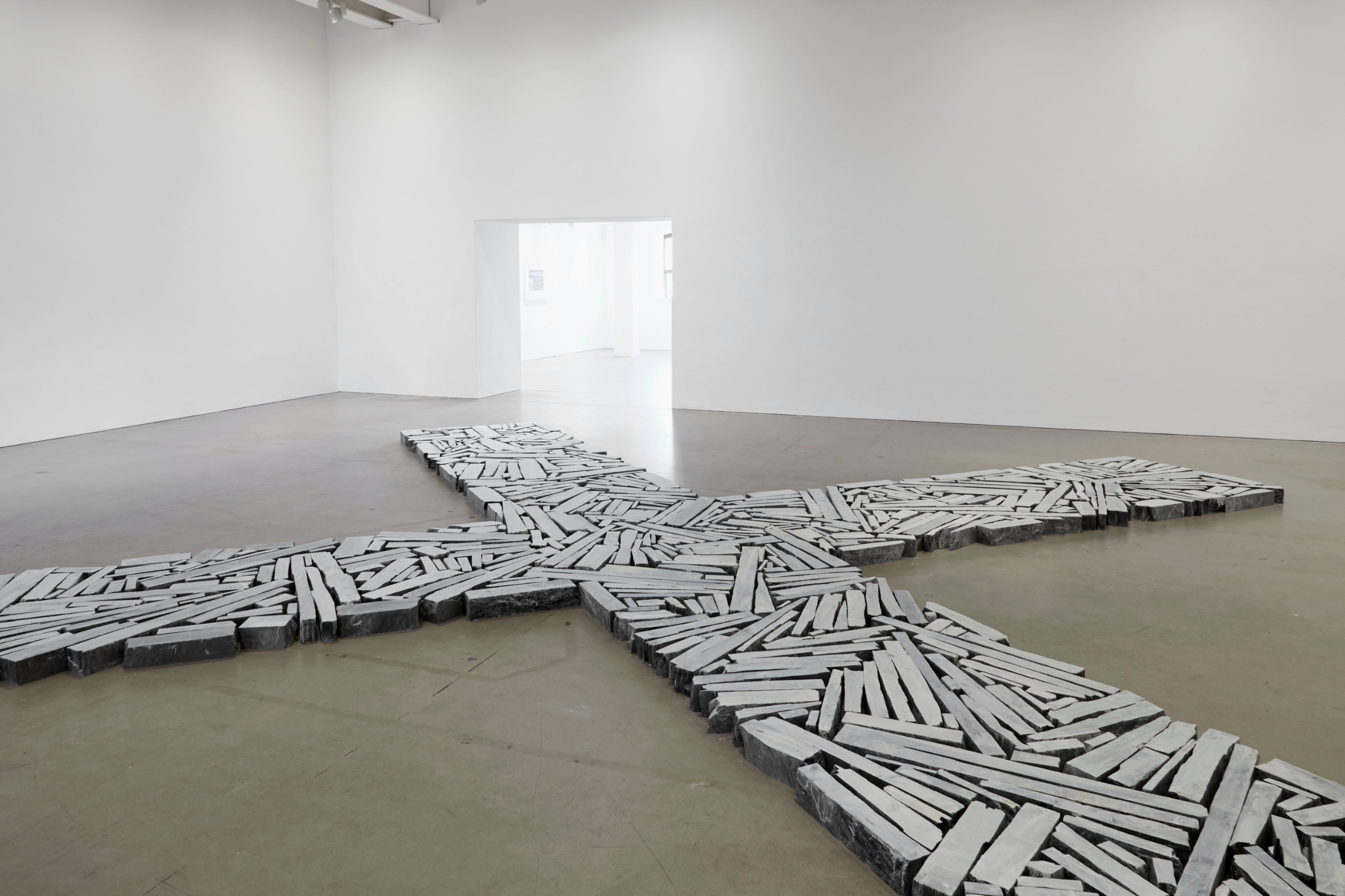 An art installation by Richard Long in a gallery setting