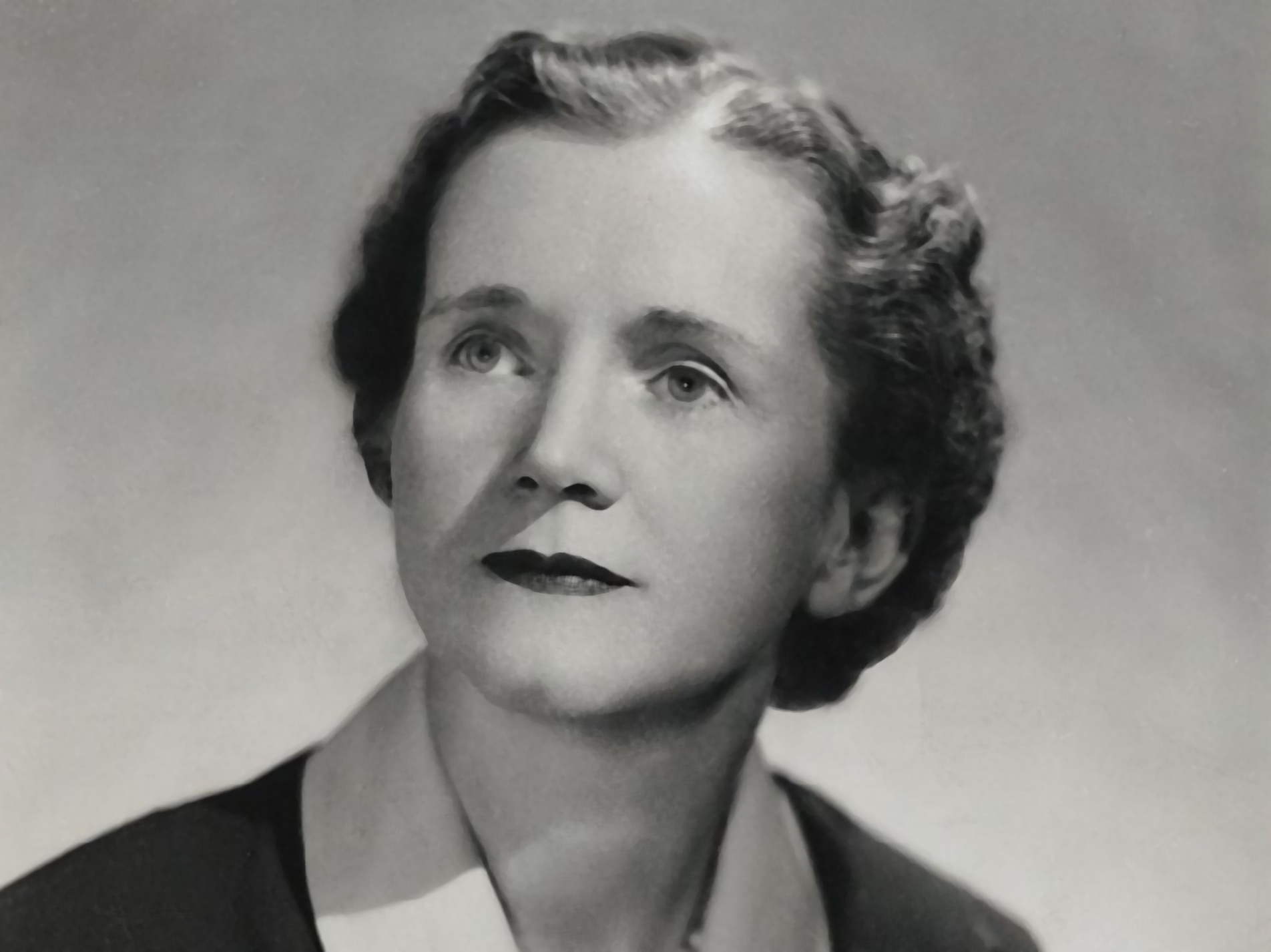 A black-and-white photo of Rachel Carson